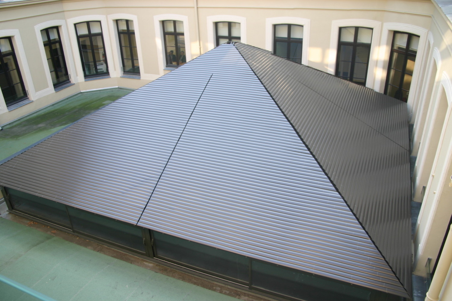 Потолочное и объемное остекление